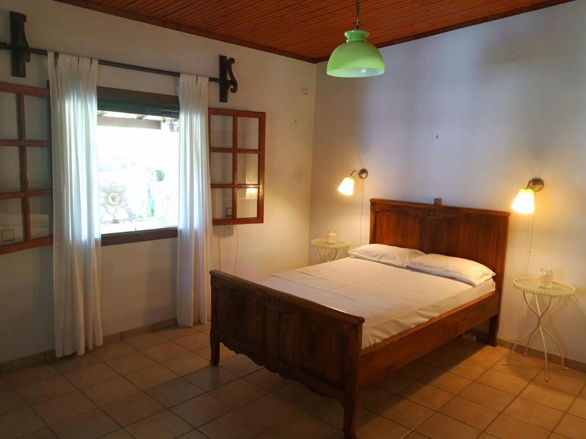 Villa Lena Entire Cottage Kalamaki  Buitenkant foto
